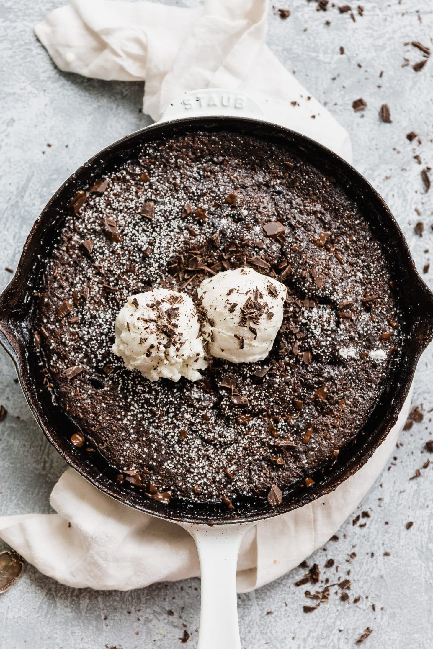 chocolate cobbler I howsweeteats.com