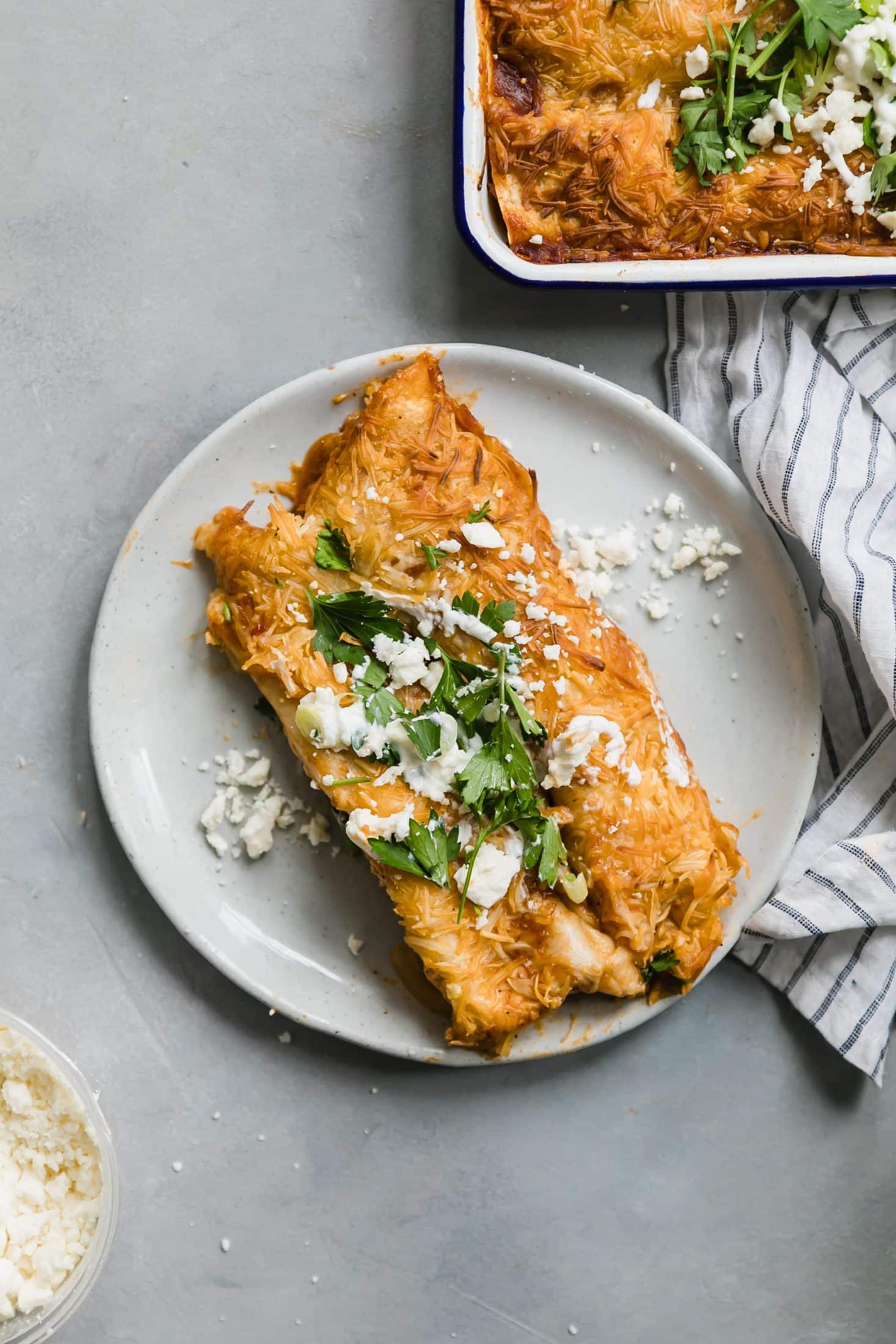 BBQ chicken enchiladas I howsweeteats.com #chicken #enchiladas #bbq