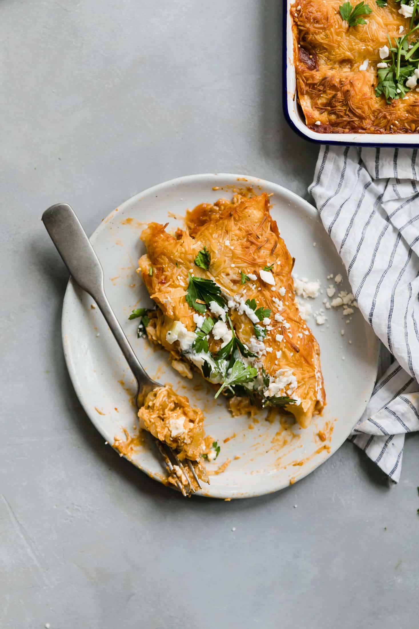 BBQ chicken enchiladas I howsweeteats.com #chicken #enchiladas #bbq