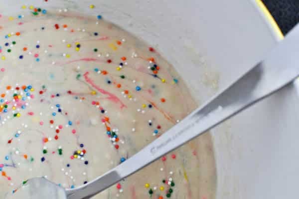 cake batter pancakes I howsweeteats.com #cakebatter #pancakes #breakfast #sprinkles #funfetti