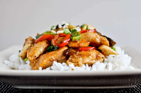cashew chicken I howsweeteats.com cashew chicken I howsweeteats.com
