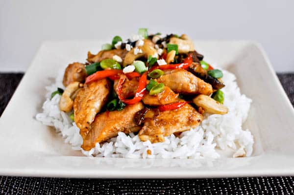 cashew chicken I howsweeteats.com cashew chicken I howsweeteats.com