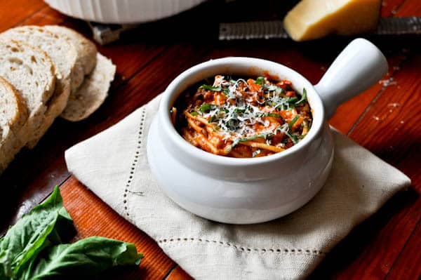 Baked Parmesan Spaghetti I howsweeteats.com Baked Parmesan Spaghetti I howsweeteats.com