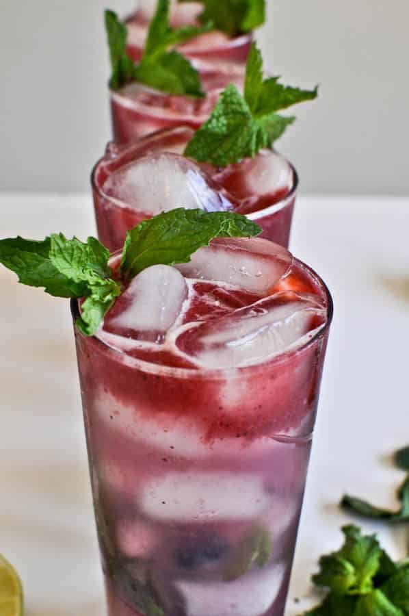 Triple Berry Mojitos I howsweeteats.com Triple Berry Mojitos I howsweeteats.com