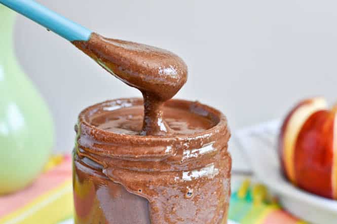 Dark Chocolate Macaroon Toasted Almond Butter I howsweeteats.com Dark Chocolate Macaroon Toasted Almond Butter I howsweeteats.com