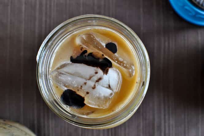 Homemade Mocha Coconut Iced Coffees I howsweeteats.com Homemade Mocha Coconut Iced Coffees I howsweeteats.com