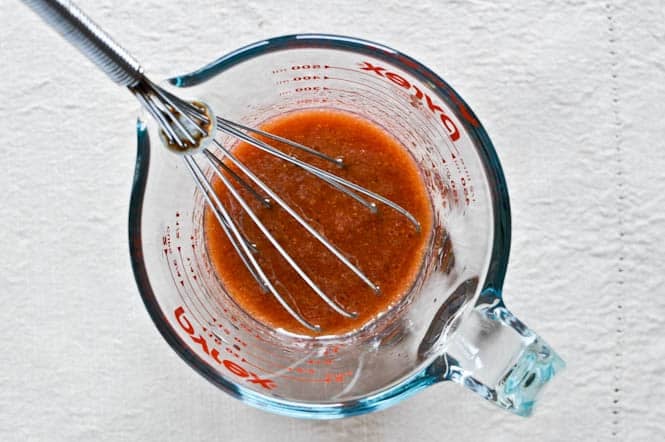 Roasted Autumn Panzanella Salad I howsweeteats.com roasted autumn panzanella salad I howsweeteats.com