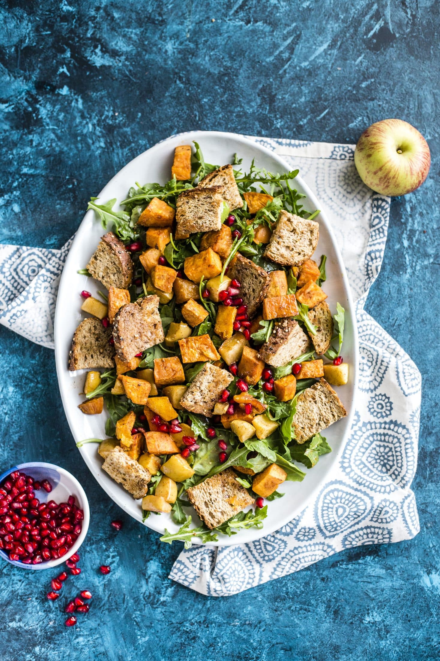 roasted autumn panzanella salad I howsweeteats.com