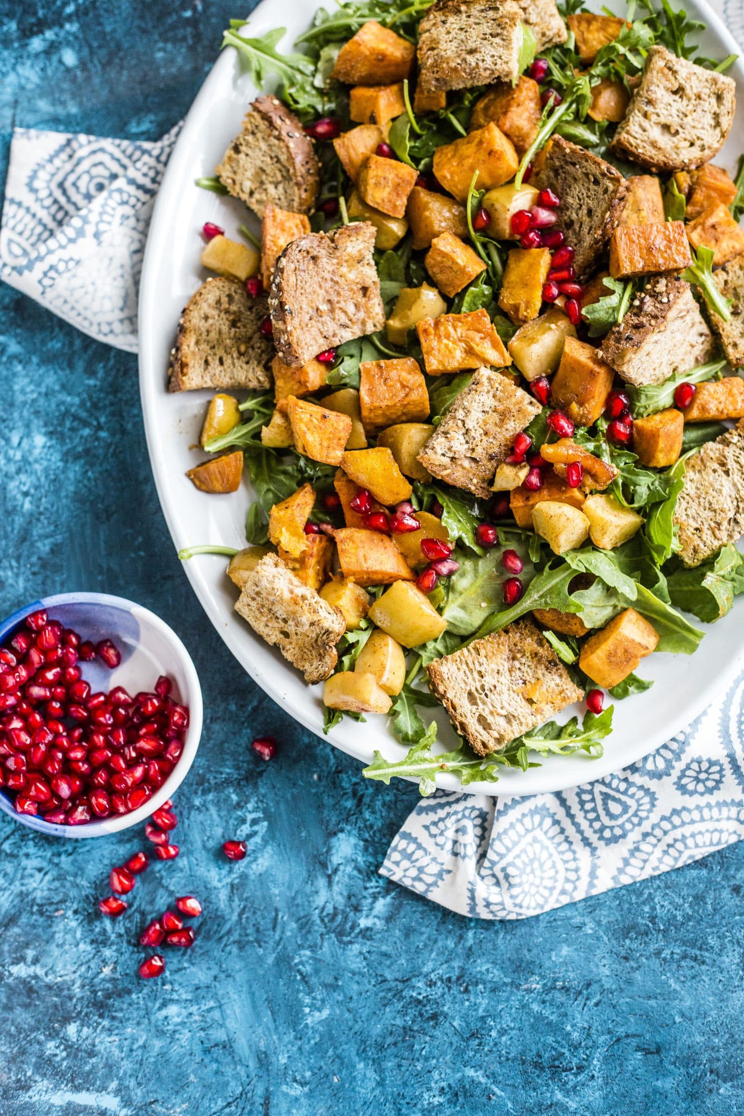 roasted autumn panzanella salad I howsweeteats.com