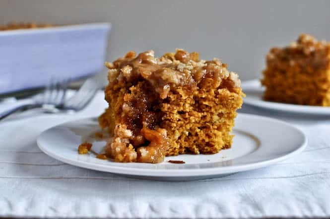 Pumpkin Coffee Cake I howsweeteats.com Pumpkin Coffee Cake I howsweeteats.com