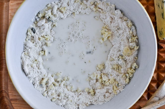 Blue Cheese Biscuits with Pinot Noir Butter I howsweeteats.com Blue Cheese Biscuits with Pinot Noir Butter I howsweeteats.com