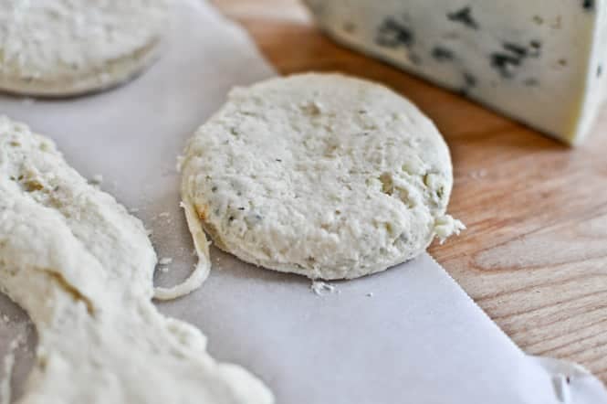 Blue Cheese Biscuits with Pinot Noir Butter I howsweeteats.com Blue Cheese Biscuits with Pinot Noir Butter I howsweeteats.com