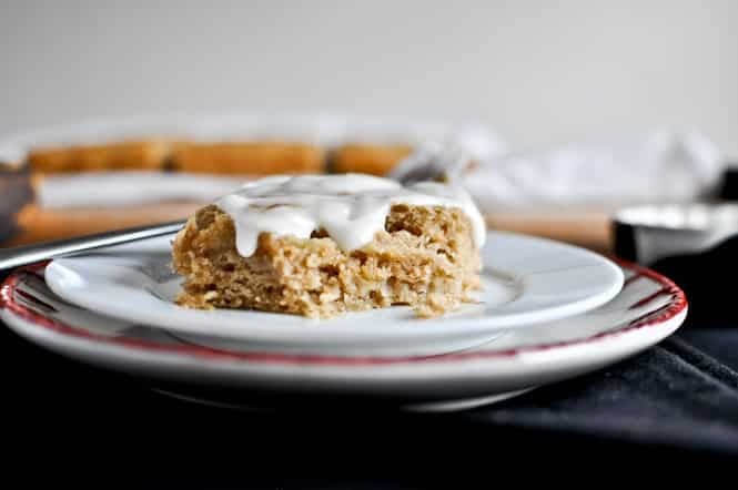 Banana Bread Snack Cake I howsweeteats.com Banana Bread Snack Cake I howsweeteats.com