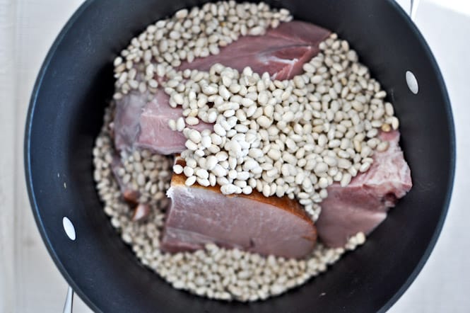 The Best Old-Fashioned Bean Soup I howsweeteats.com The Best Old-Fashioned Bean Soup I howsweeteats.com