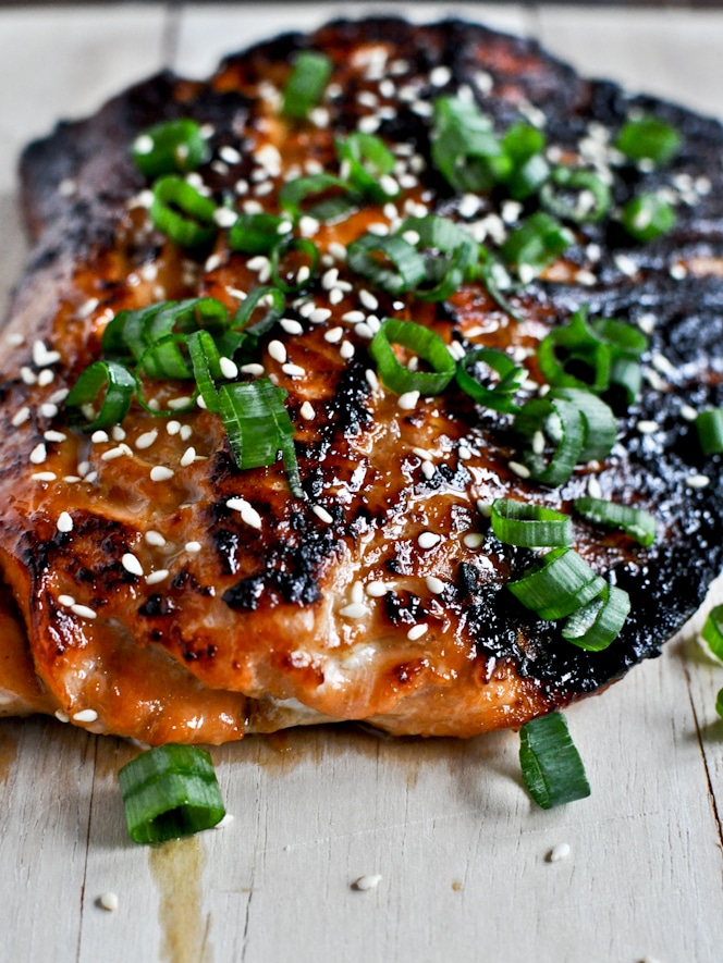 Toasted Sesame Ginger Salmon I howsweeteats.com Toasted Sesame Ginger Salmon I howsweeteats.com