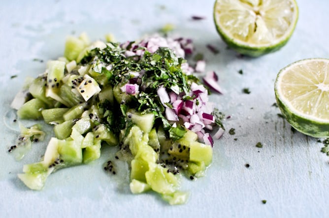 12 fruit salsa recipes I howsweeteats.com 12 fruit salsa recipes I howsweeteats.com