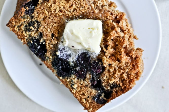 Blueberry Muffin Bread I howsweeteats.com Blueberry Muffin Bread I howsweeteats.com