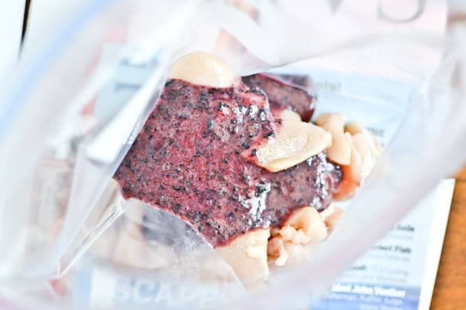 Grilled Blueberry Chicken Skewers with Coconut Rice I howsweeteats.com Grilled Blueberry Chicken Skewers with Coconut Rice I howsweeteats.com