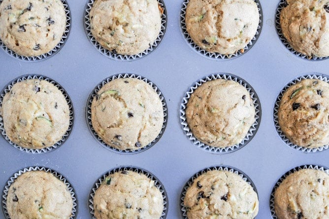 Whole Wheat Zucchini Banana Chocolate Chip Muffins I howsweeteats.com Whole Wheat Zucchini Banana Chocolate Chip Muffins I howsweeteats.com