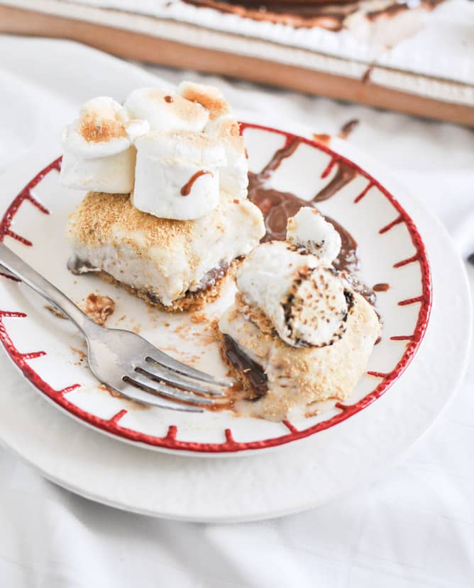 Gooey S'mores Ice Cream Cake I howsweeteats.com Gooey S'mores Ice Cream Cake I howsweeteats.com