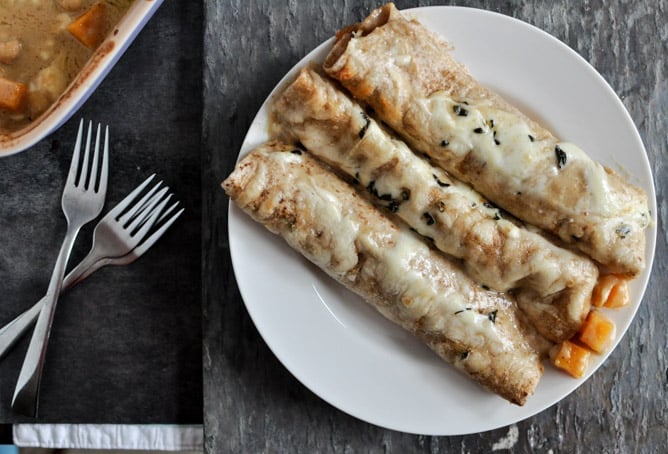 Butternut Squash Enchiladas I howsweeteats.com Butternut Squash Enchiladas I howsweeteats.com
