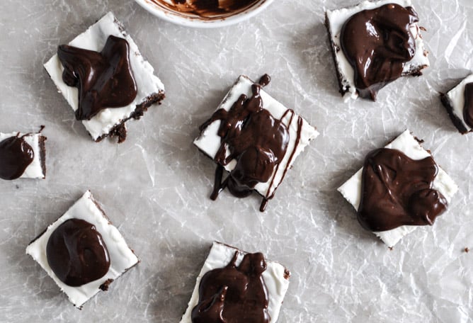 Peppermint Pattie Brownies I howsweeteats.com Peppermint Pattie Brownies I howsweeteats.com