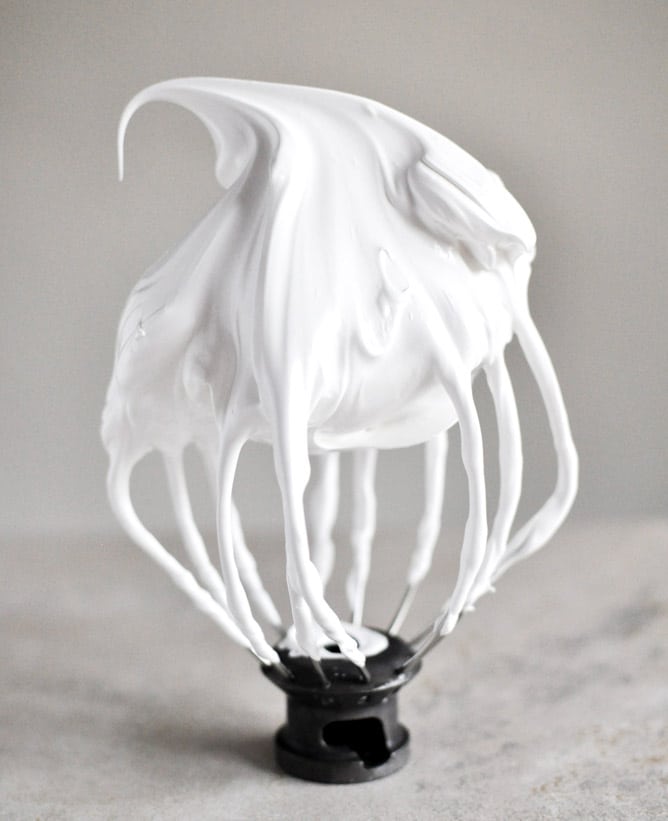 Pumpkin S'mores Cupcakes I howsweeteats.com Pumpkin S'mores Cupcakes I howsweeteats.com