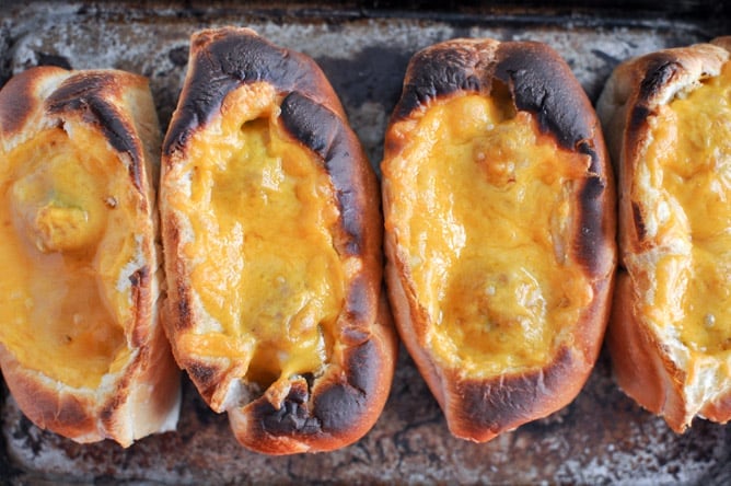 Jalapeño Cheddar Chicken Meatball Sandwiches I howsweeteats.com Jalapeño Cheddar Chicken Meatball Sandwiches I howsweeteats.com