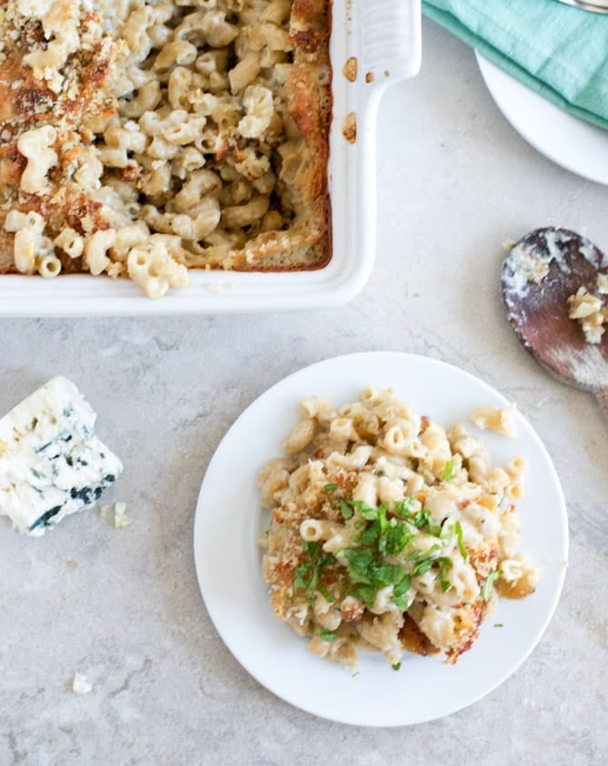 Blue Cheese Mac and Cheese I howsweeteats.com Blue Cheese Mac and Cheese I howsweeteats.com