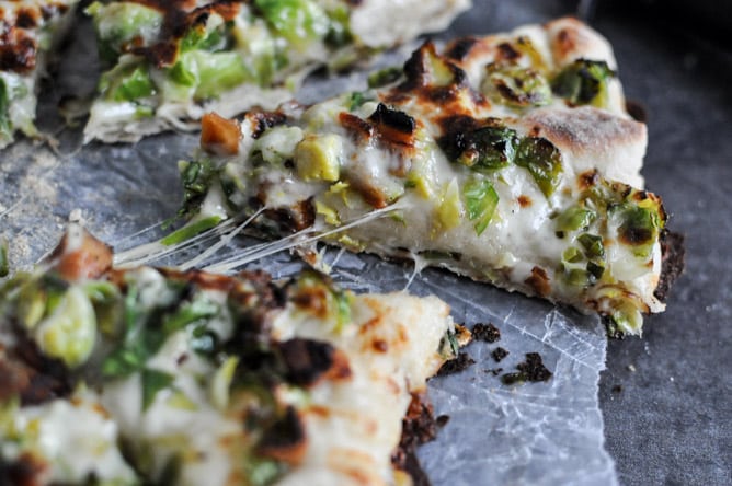 Cast Iron Skillet Brussels Sprouts Bacon Pizza I howsweeteats.com Cast Iron Skillet Brussels Sprouts Bacon Pizza I howsweeteats.com