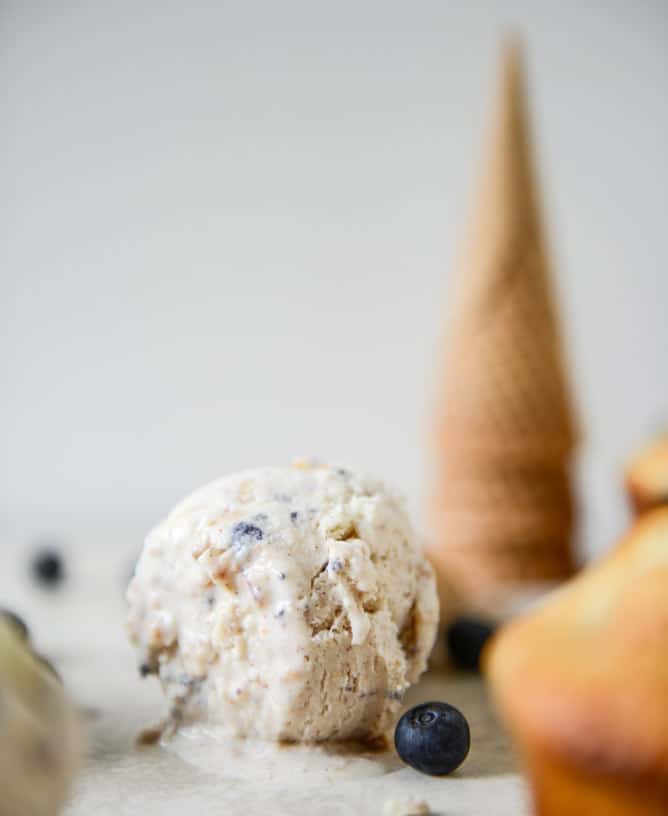 Blueberry Muffin Ice Cream I howsweeteats.com Blueberry Muffin Ice Cream I howsweeteats.com