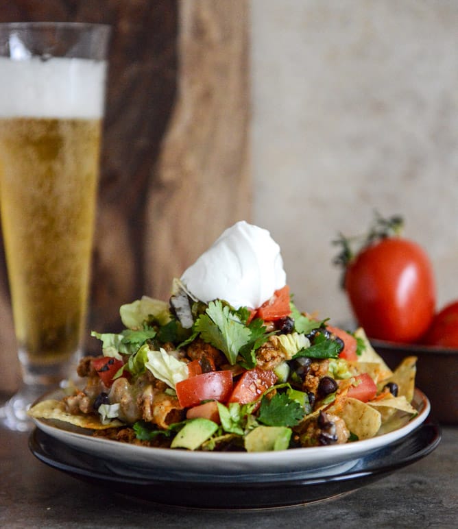 20-Minute Turkey Taco Nachos I howsweeteats.com 20-Minute Turkey Taco Nachos I howsweeteats.com