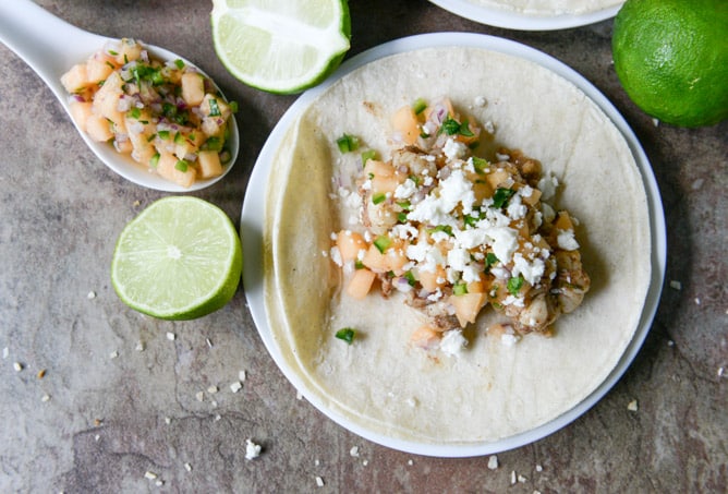 Jerk Shrimp Tacos with Spicy Melon Salsa I howsweeteats.com Jerk Shrimp Tacos with Spicy Melon Salsa I howsweeteats.com