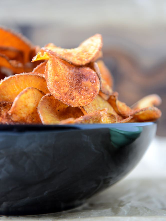 Homemade BBQ Sweet Potato Chips I howsweeteats.com Homemade BBQ Sweet Potato Chips I howsweeteats.com