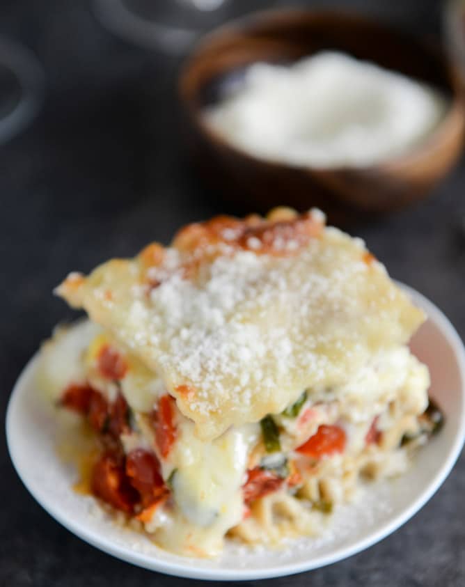 White Pizza Lasagna I howsweeteats.com White Pizza Lasagna I howsweeteats.com