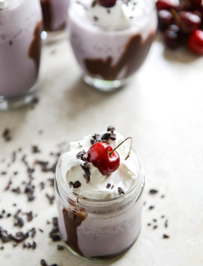 Roasted Cherry Bourbon Milkshakes with Hot Fudge I howsweeteats.com Roasted Cherry Bourbon Milkshakes with Hot Fudge I howsweeteats.com