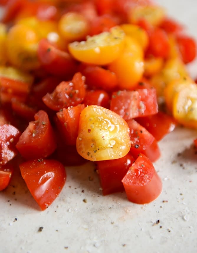 Easy Grilled Corn Tomato Salad with Blue Cheese and Basil Ribbons I howsweeteats.com Easy Grilled Corn Tomato Salad with Blue Cheese and Basil Ribbons I howsweeteats.com