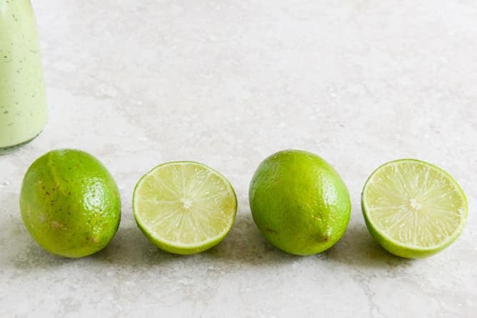 Pulled Pork Tacos with Sweet Chili Slaw I howsweeteats.com Pulled Pork Tacos with Sweet Chili Slaw I howsweeteats.com