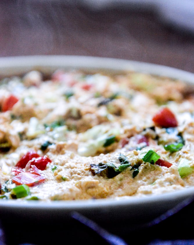 chicken enchilada dip I howsweeteats.com chicken enchilada dip I howsweeteats.com