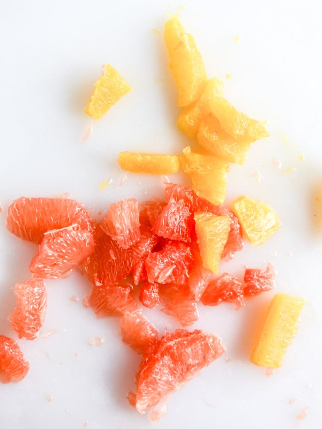 Avocado Citrus Crunch Salad with Oat Croutons and Black Pepper Buttermilk Drizzle I howsweeteats.com