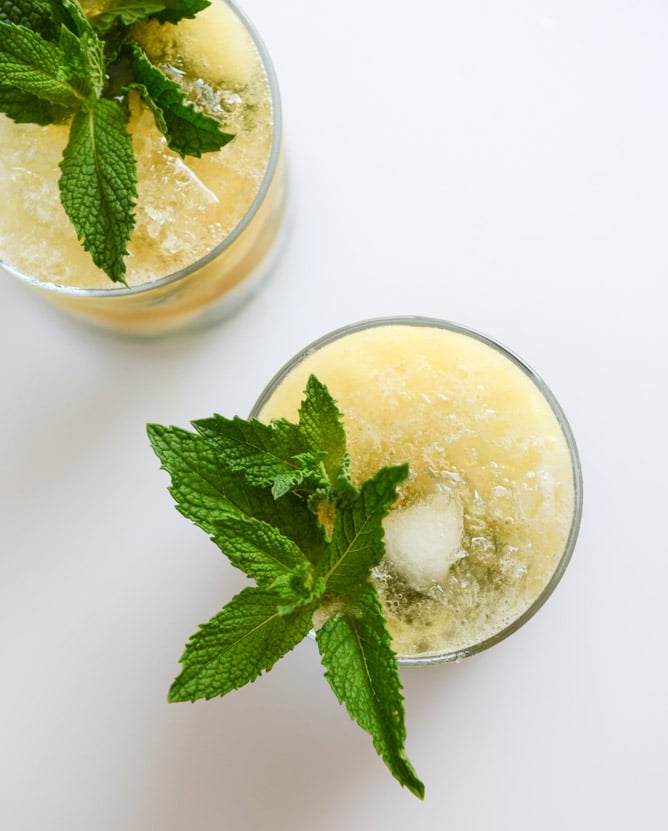 pineapple mint juleps I howsweeteats.com