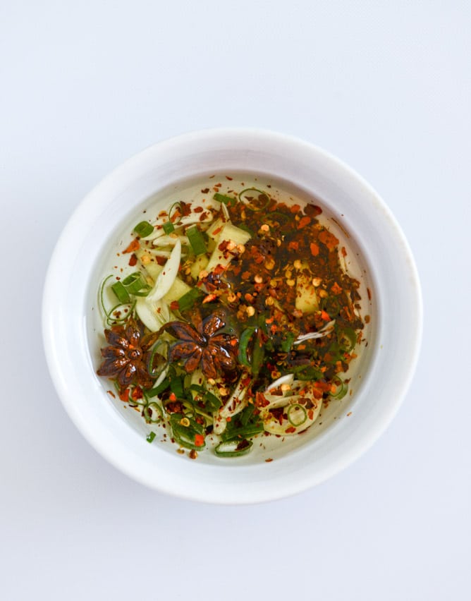 Soba Noodle Salad with Caramelized Chicken and Chili Oil I howsweeteats.com