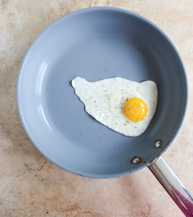 Skillet Baked White Beans. (on toast!) I howsweeteats.com