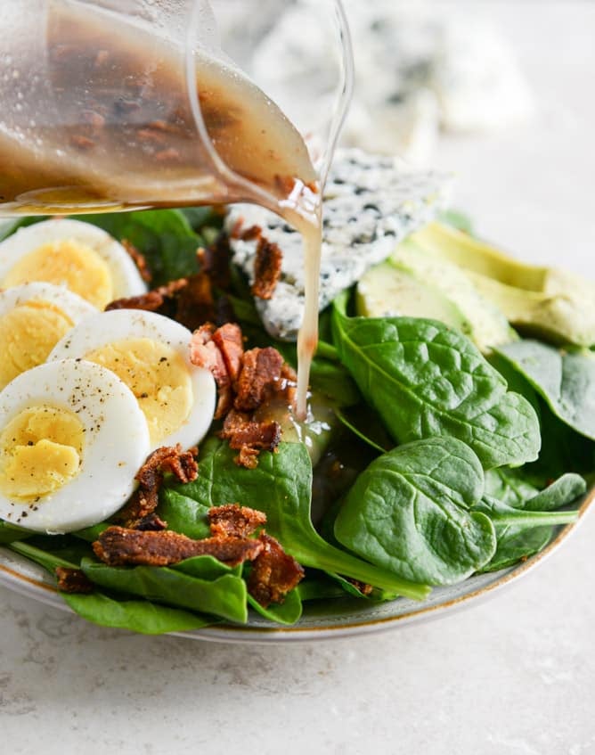 Killer Spinach Salads with Hot Bacon Dressing I howsweeteats.com