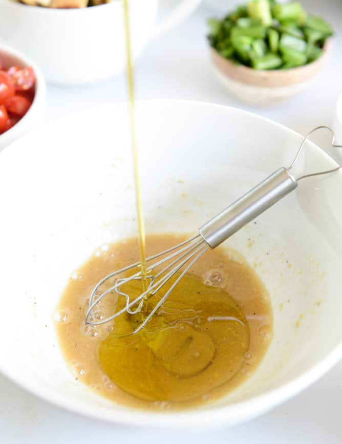 BBQ chicken chopped salad with grilled garlic croutons and honey mustard vinaigrette I howsweeteats.com