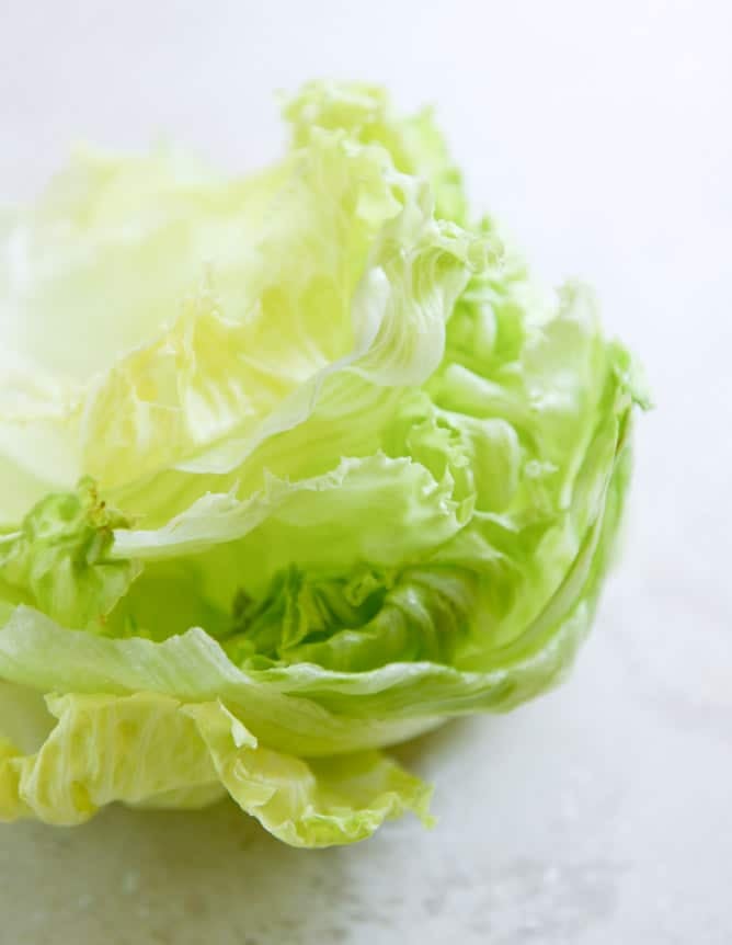 lamb slider lettuce wraps with whipped feta, artichokes and sun dried tomatoes I howsweeteats.com