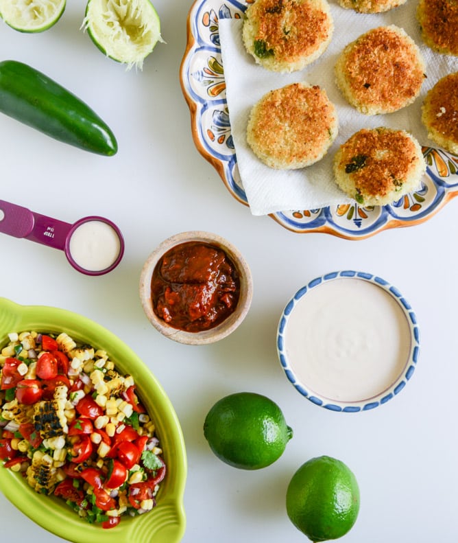 Mini Roasted Poblano Risotto Cakes with Grilled Corn Salsa I howsweeteats.com