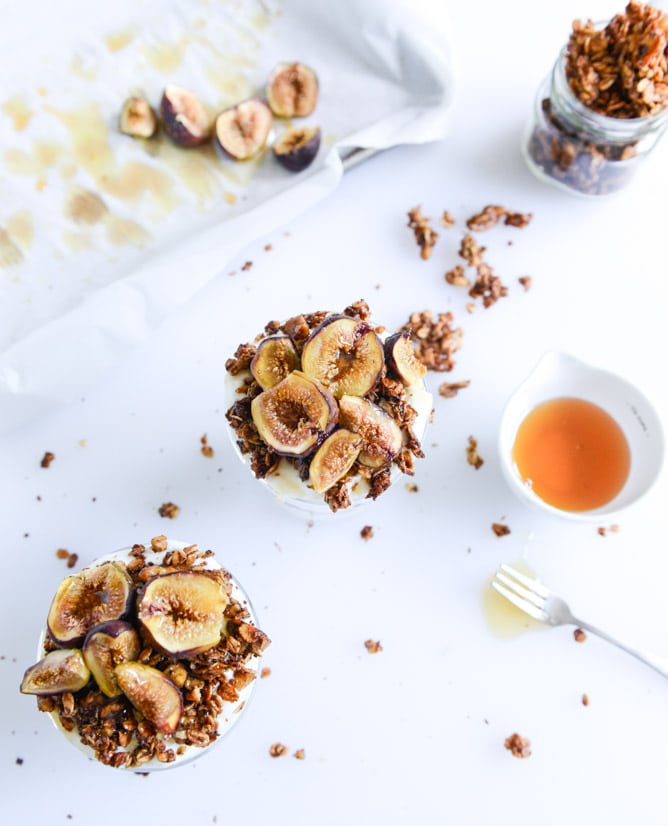 salted bourbon vanilla granola and caramelized fig parfaits I howsweeteats.com