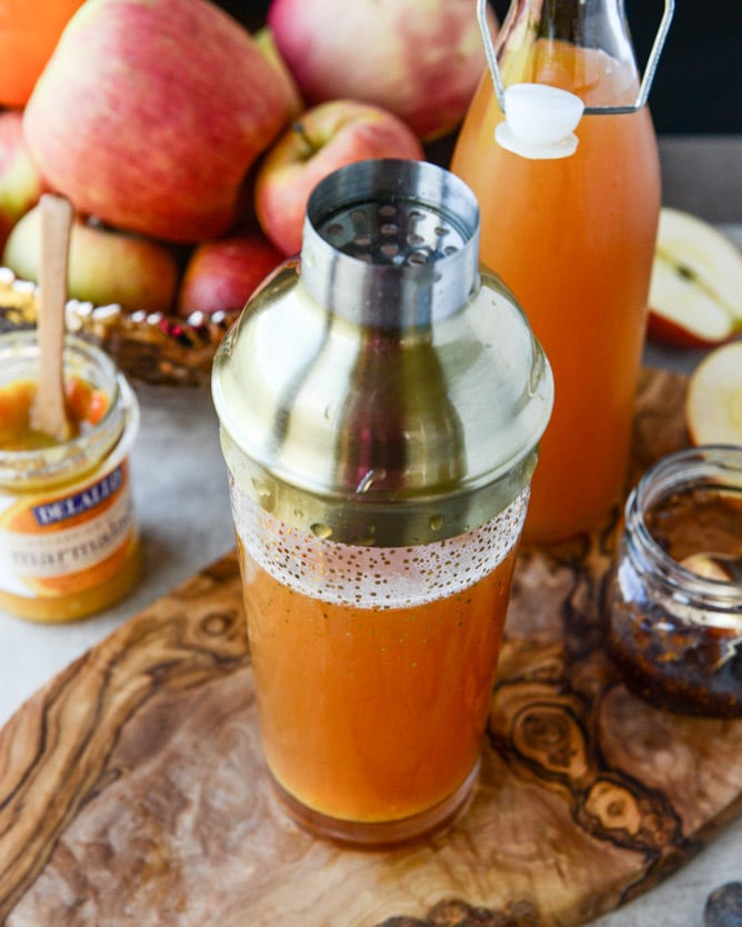 cider bourbon jam cocktails I howsweeteats.com