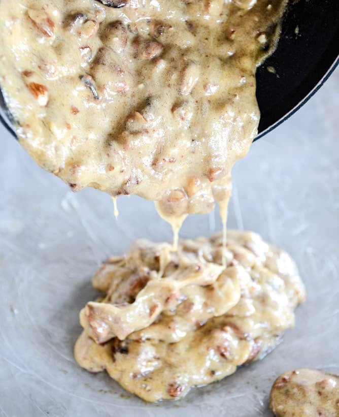 bacon almond brittle with vanilla beans I howsweeteats.com